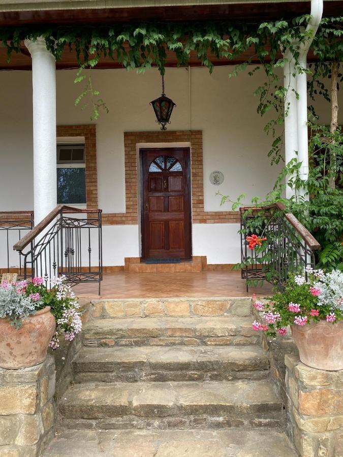 Country Club La Mesteceni Sebes  Ngoại thất bức ảnh